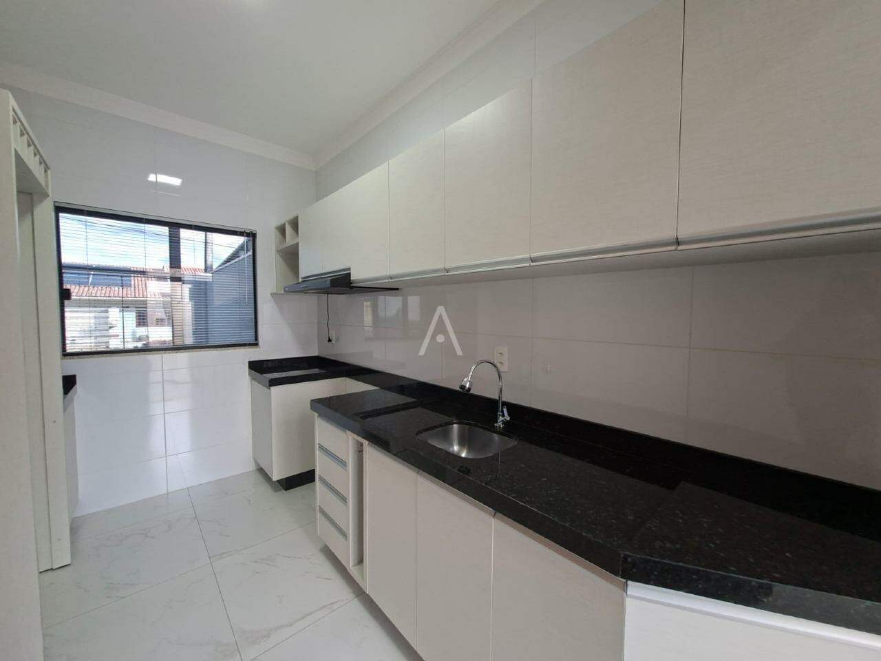 Casa Residencial para para aluguel no Bairro NOVA CIDADE em CASCAVEL: