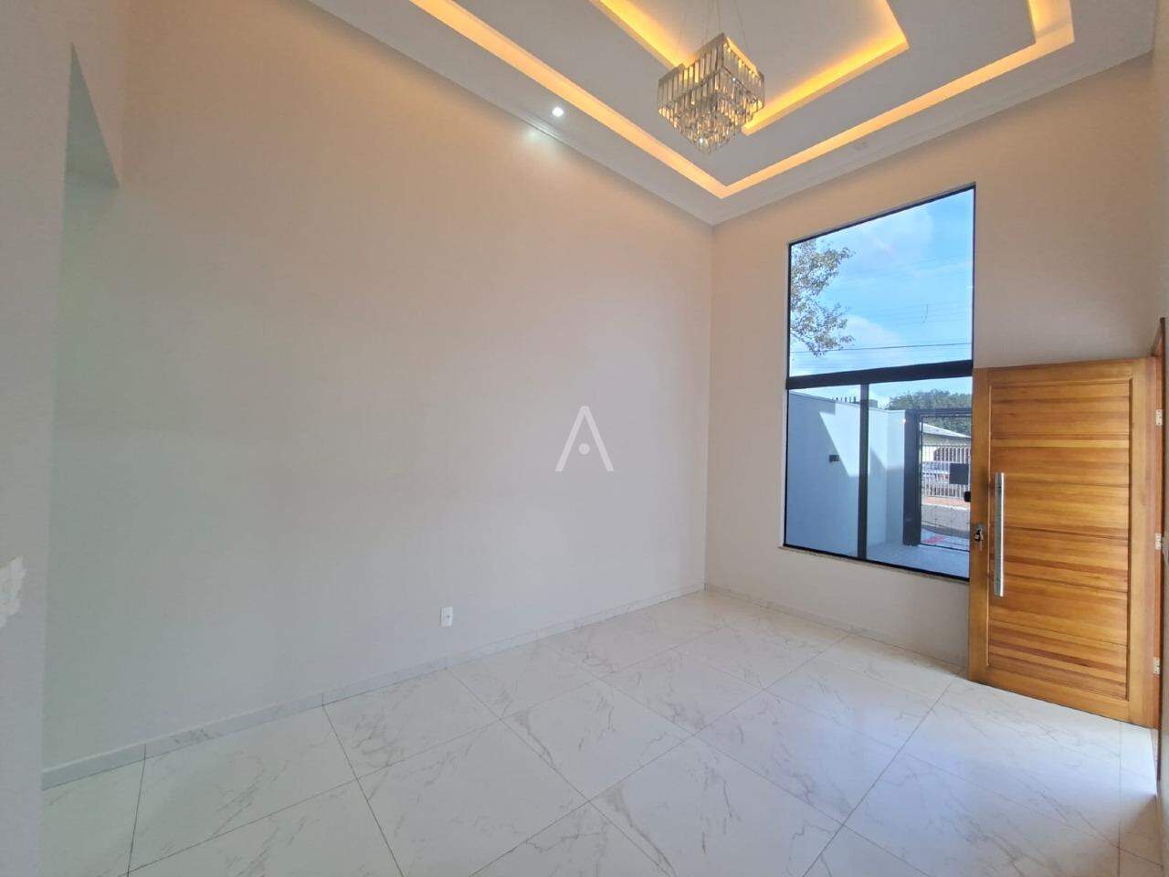 Casa Residencial para para aluguel no Bairro NOVA CIDADE em CASCAVEL:
