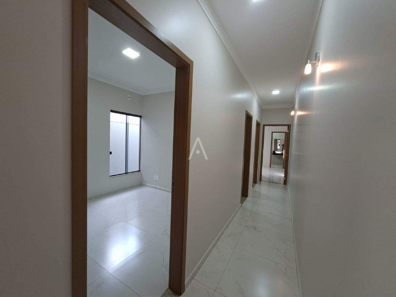 Casa Residencial para para aluguel no Bairro NOVA CIDADE em CASCAVEL: