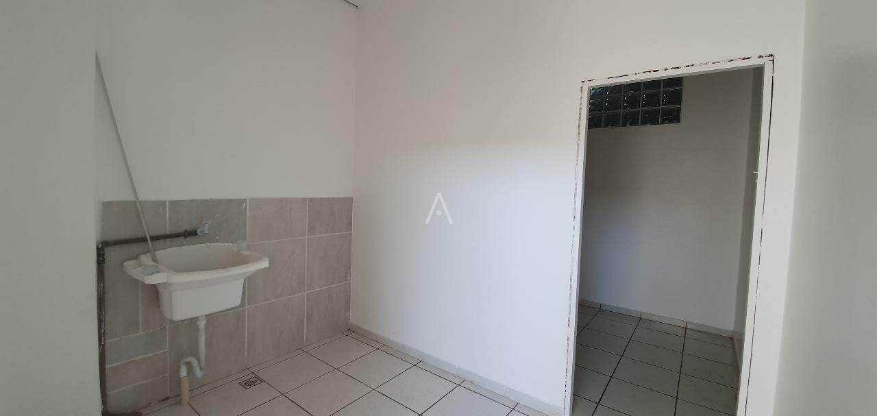 Sala Comercial para para aluguel no Bairro REGIAO DO LAGO em CASCAVEL: 