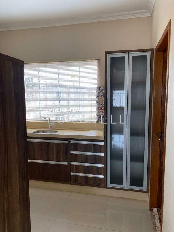 Sobrado para à venda no Bairro JARDIM ANAPOLIS em TOLEDO: