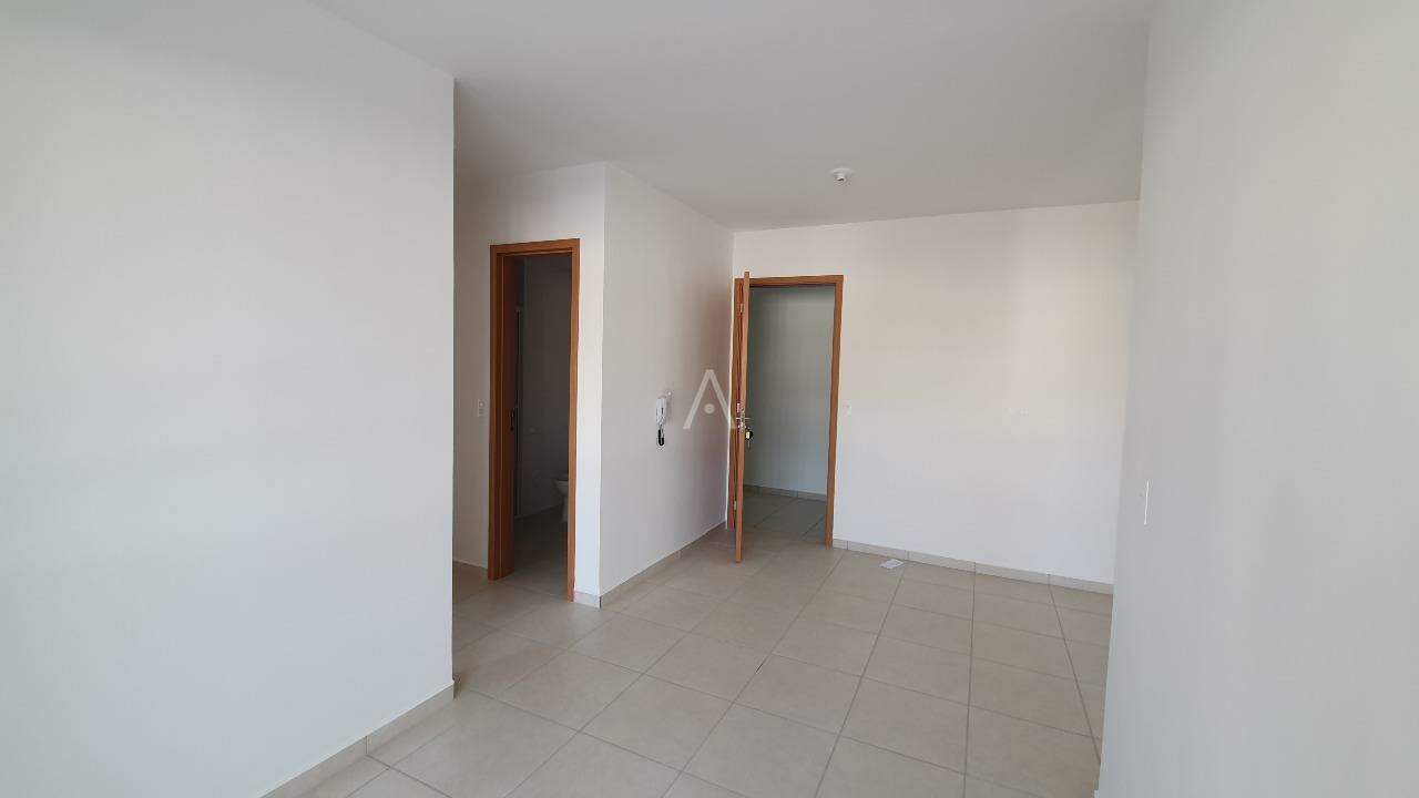 Apartamento para para aluguel no Bairro UNIVERSITARIO em CASCAVEL: 