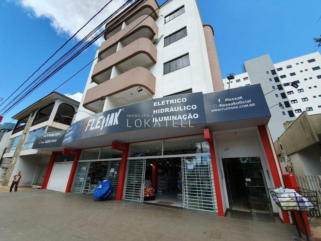 Apartamento para para aluguel no Bairro CENTRO em CASCAVEL: 