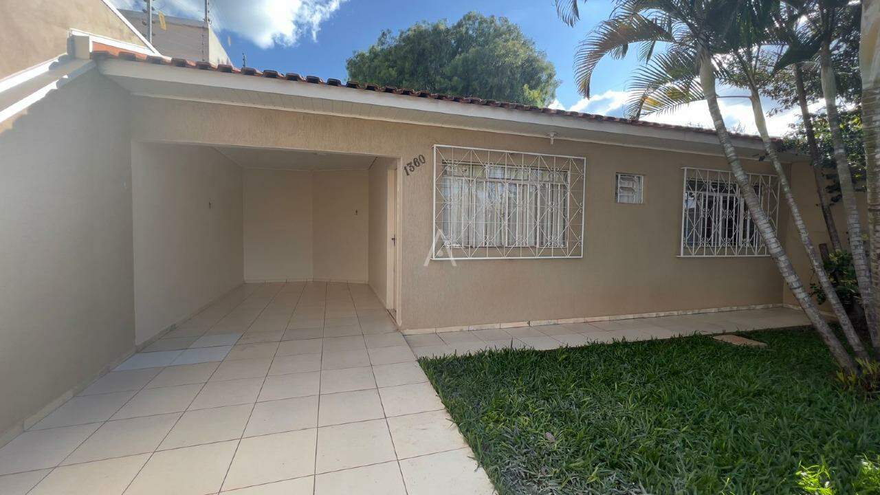 Casa Residencial para para aluguel no Bairro SANTA FELICIDADE em CASCAVEL: 
