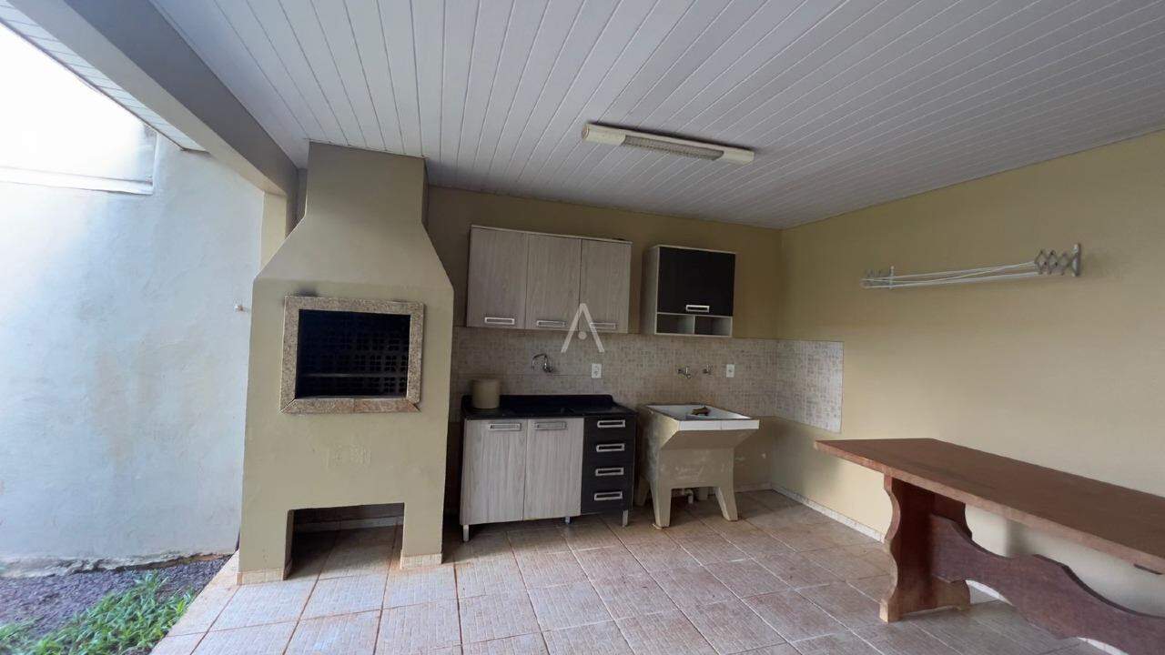 Casa Residencial para para aluguel no Bairro SANTA FELICIDADE em CASCAVEL: 