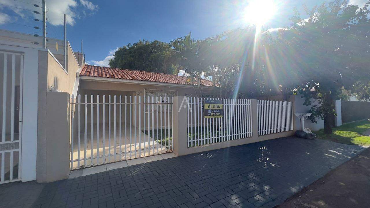 Casa Residencial para para aluguel no Bairro SANTA FELICIDADE em CASCAVEL: 