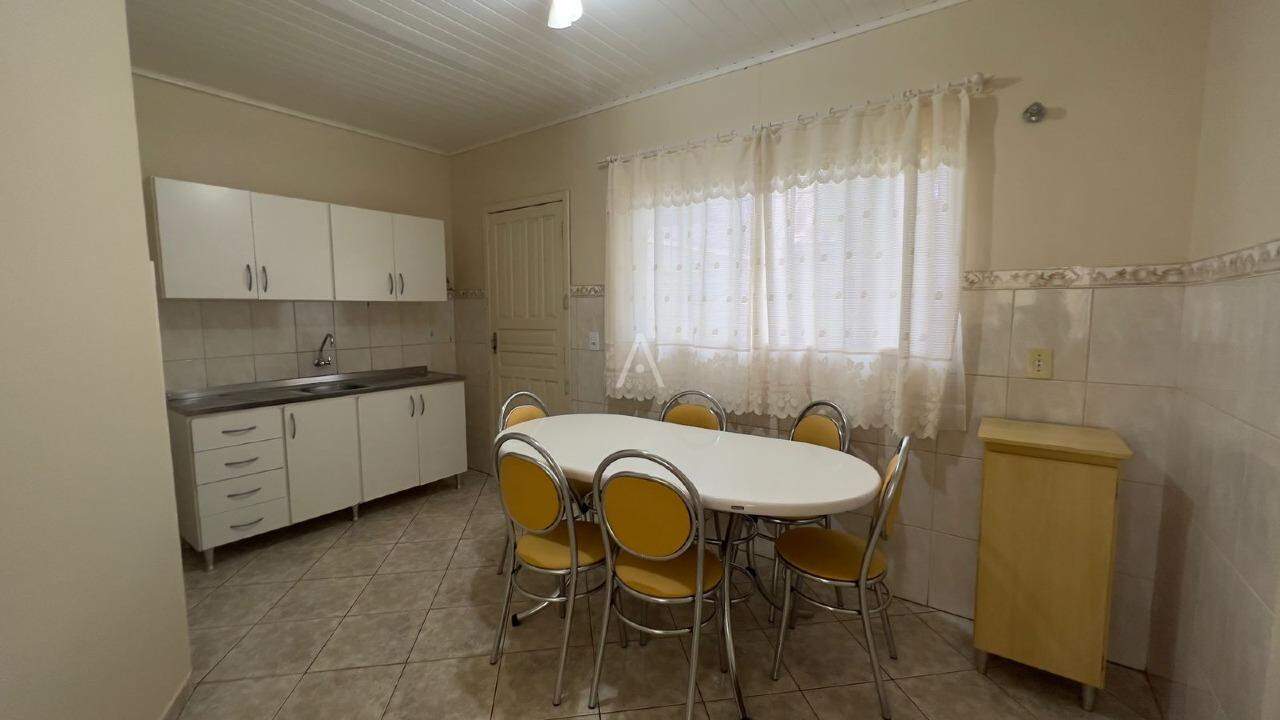 Casa Residencial para para aluguel no Bairro SANTA FELICIDADE em CASCAVEL: 