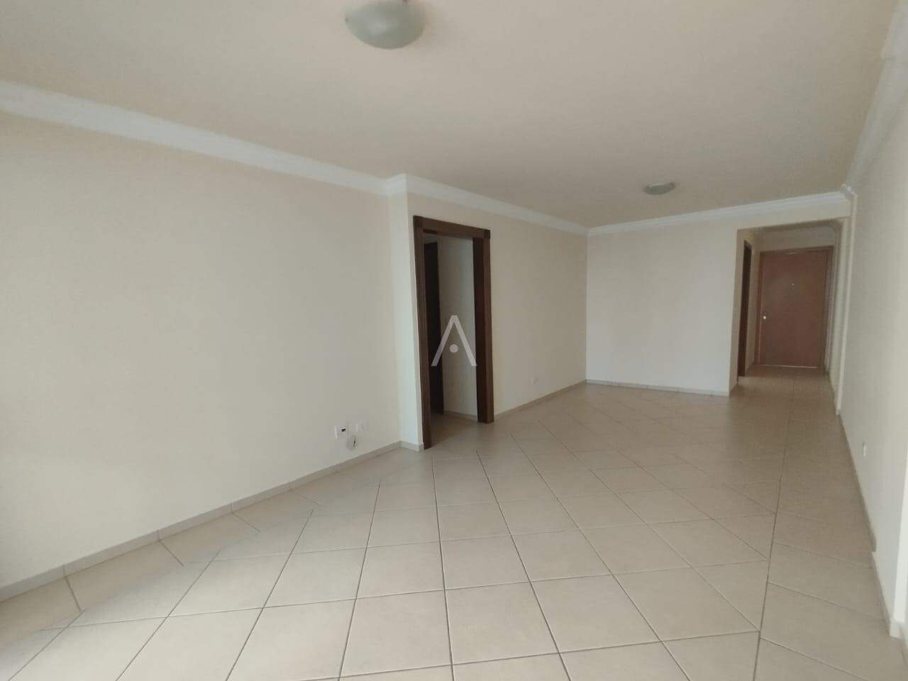 Apartamento para para aluguel no Bairro CENTRO em CASCAVEL: