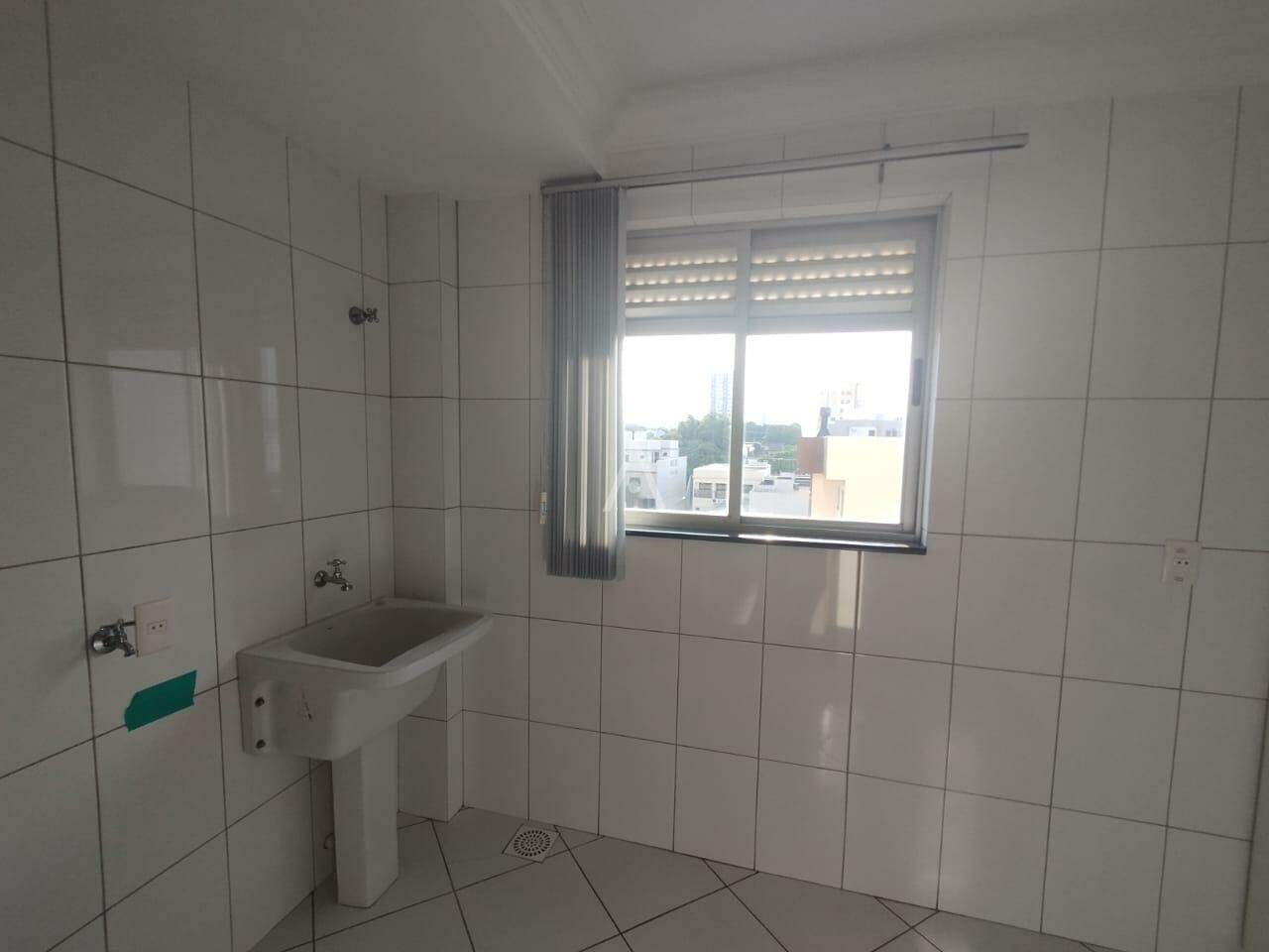 Apartamento para para aluguel no Bairro CENTRO em CASCAVEL: