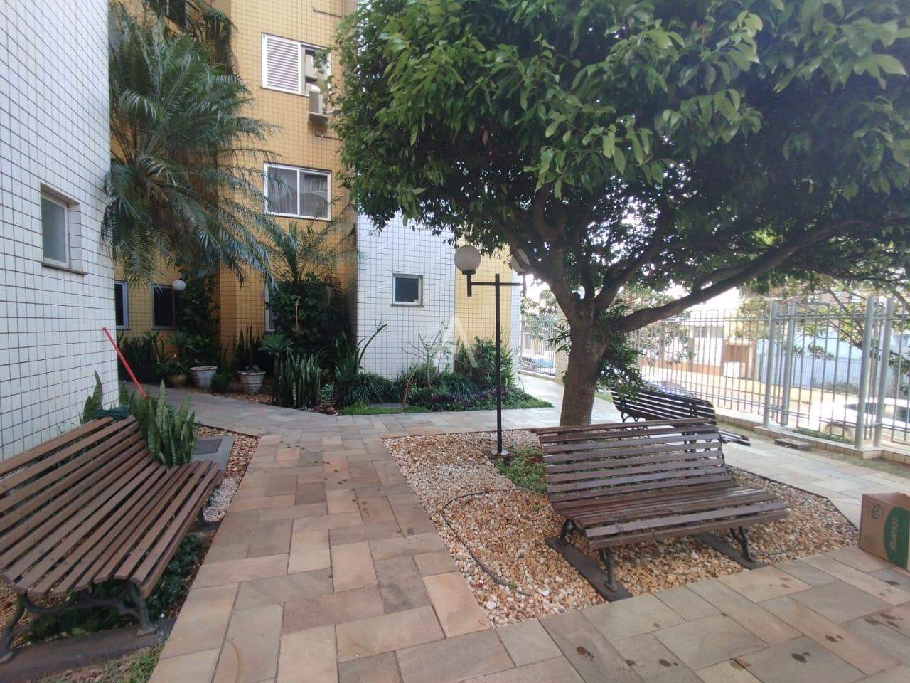 Apartamento para para aluguel no Bairro CENTRO em CASCAVEL: