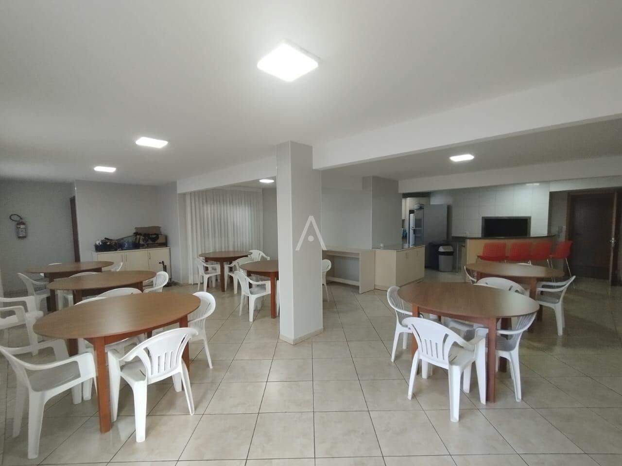 Apartamento para para aluguel no Bairro CENTRO em CASCAVEL: