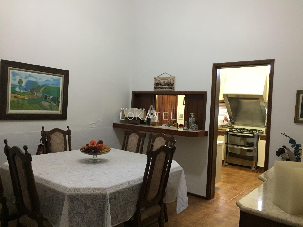 Casa Residencial para à venda no Bairro CENTRO em CASCAVEL: