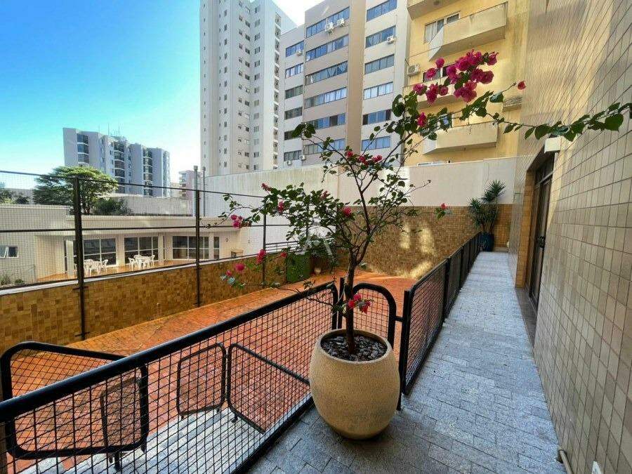 Apartamento para à venda no Bairro CENTRO em CASCAVEL: 