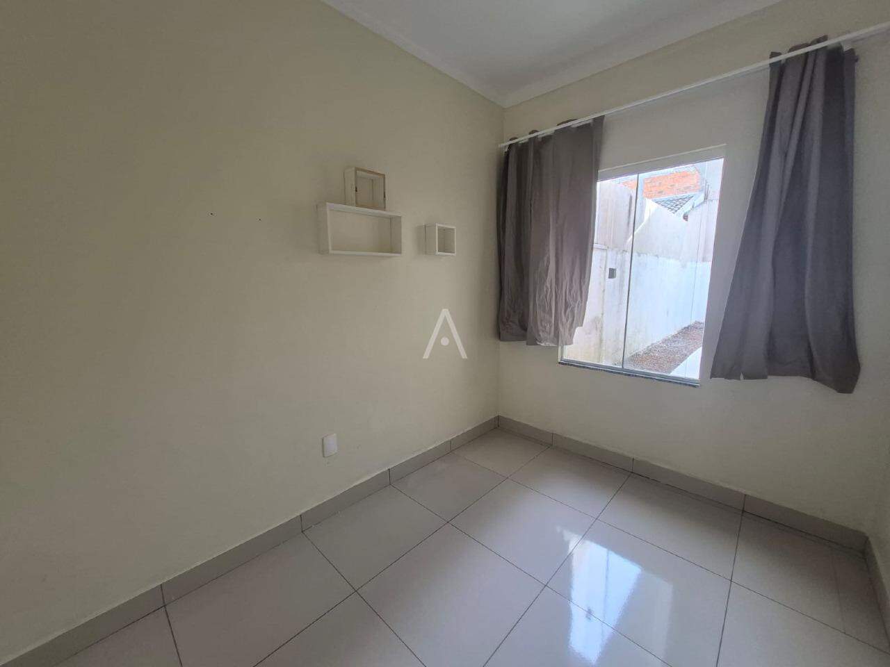 Casa Residencial para para aluguel no Bairro FLORAIS DO PARANA em CASCAVEL: 