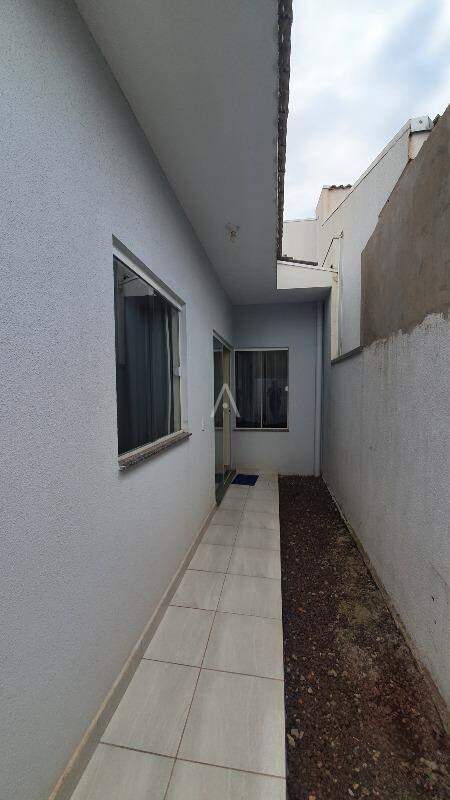 Casa Residencial para para aluguel no Bairro FLORAIS DO PARANA em CASCAVEL: 