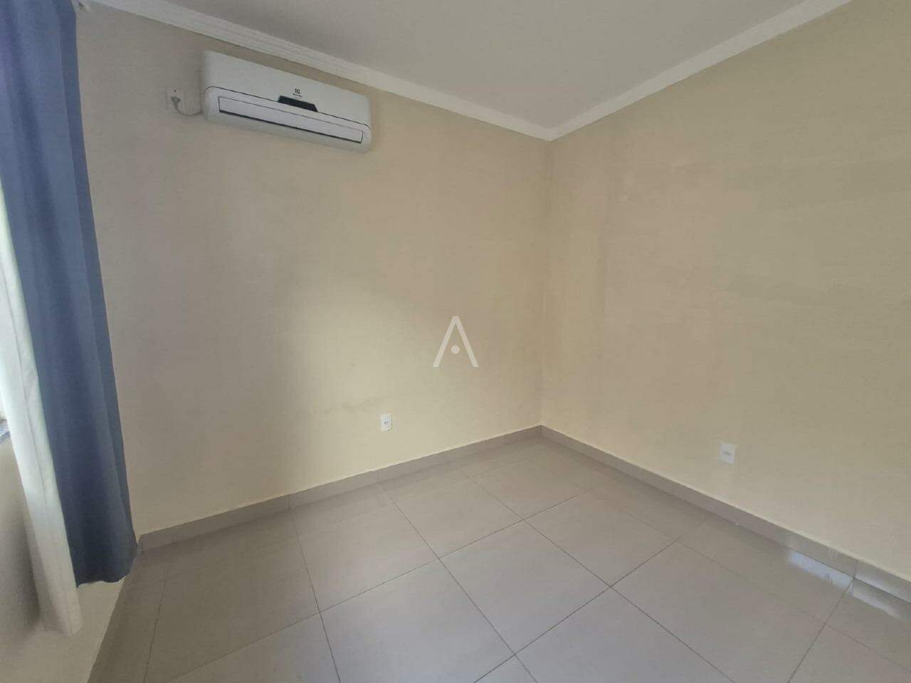 Casa Residencial para para aluguel no Bairro FLORAIS DO PARANA em CASCAVEL: 