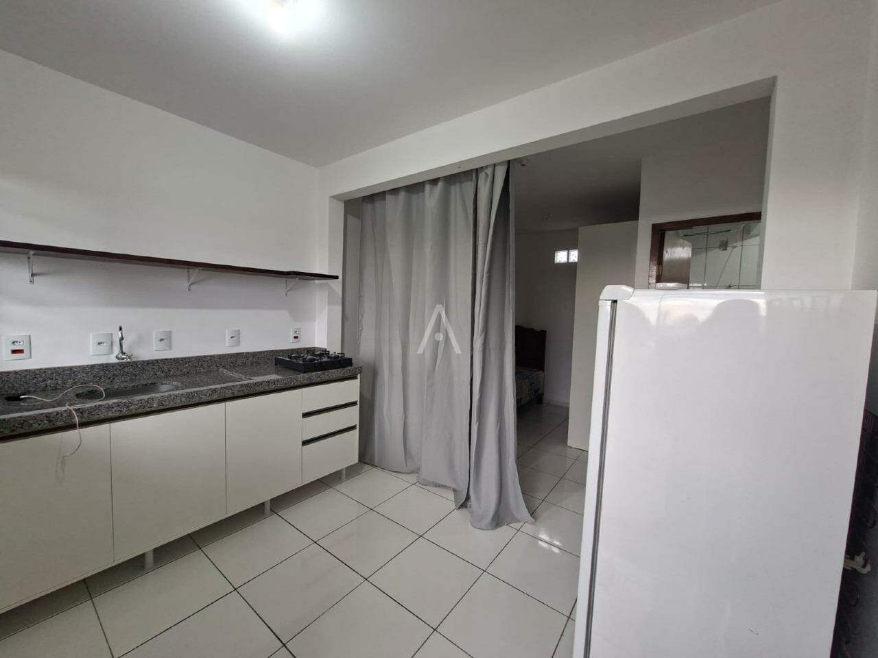 Kitinete para para aluguel no Bairro ESMERALDA em CASCAVEL: 