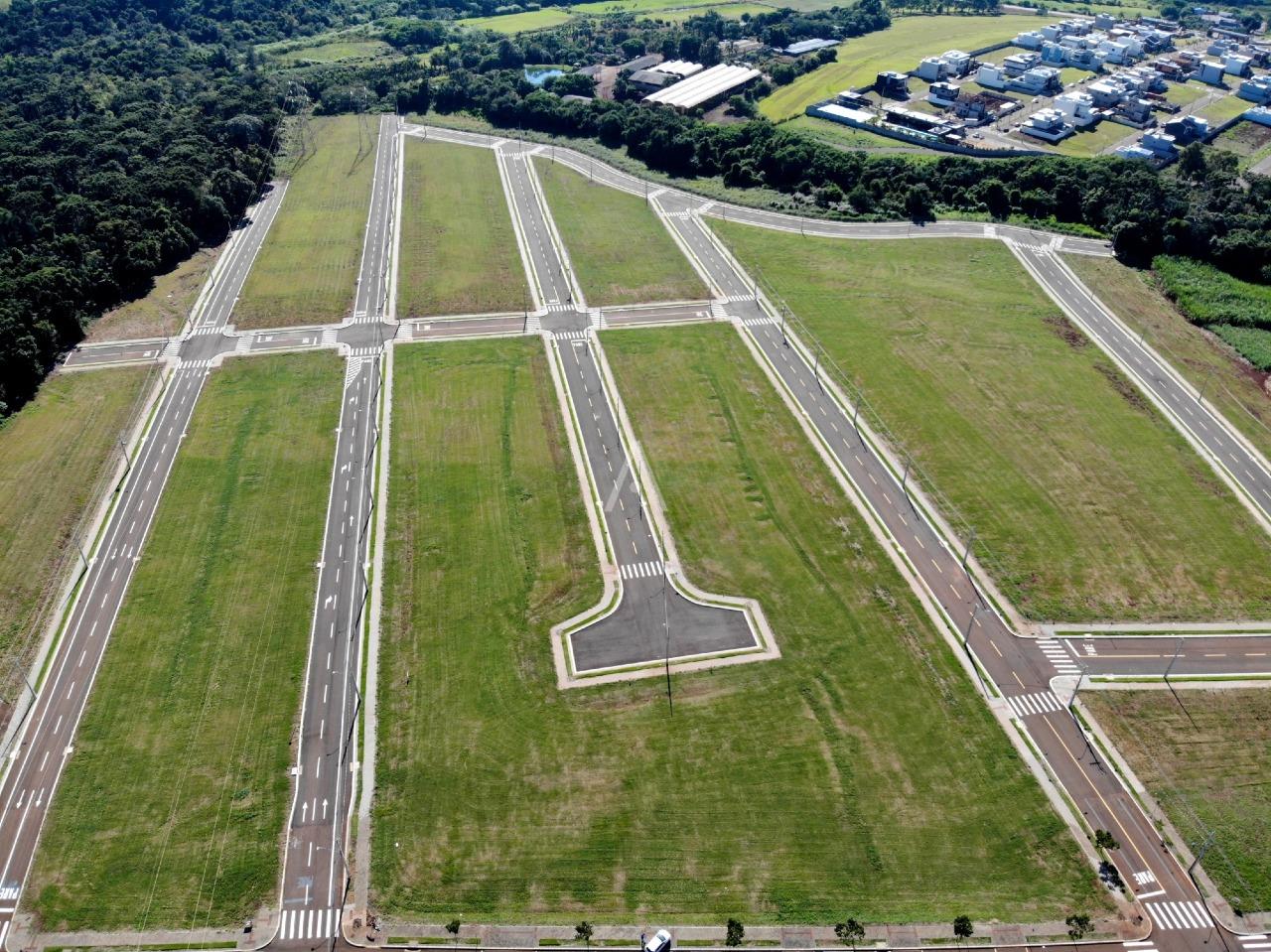 Terreno para à venda no Bairro RECANTO TROPICAL em CASCAVEL: 