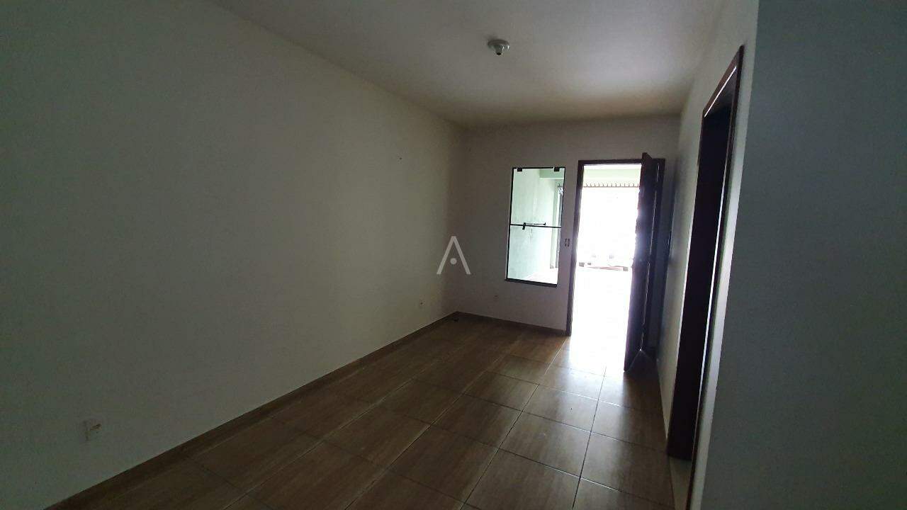 Casa Residencial para à venda no Bairro MONTREAL em CASCAVEL: 