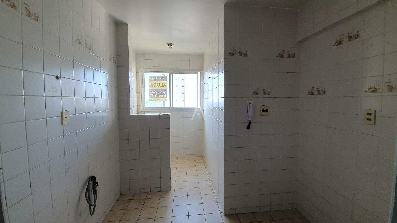 Apartamento para para aluguel no Bairro CENTRO em CASCAVEL: