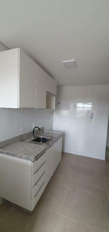Apartamento para para aluguel no Bairro CENTRO em CASCAVEL: