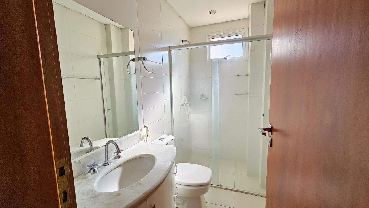 Apartamento para para aluguel no Bairro CENTRO em CASCAVEL: