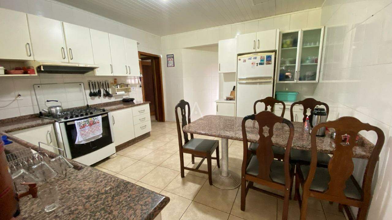 Casa Comercial para para aluguel no Bairro CENTRO em CASCAVEL: