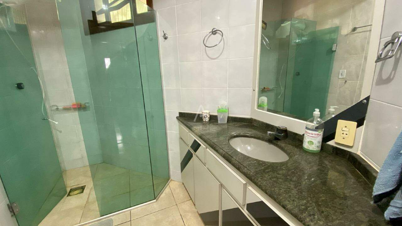 Casa Comercial para para aluguel no Bairro CENTRO em CASCAVEL: