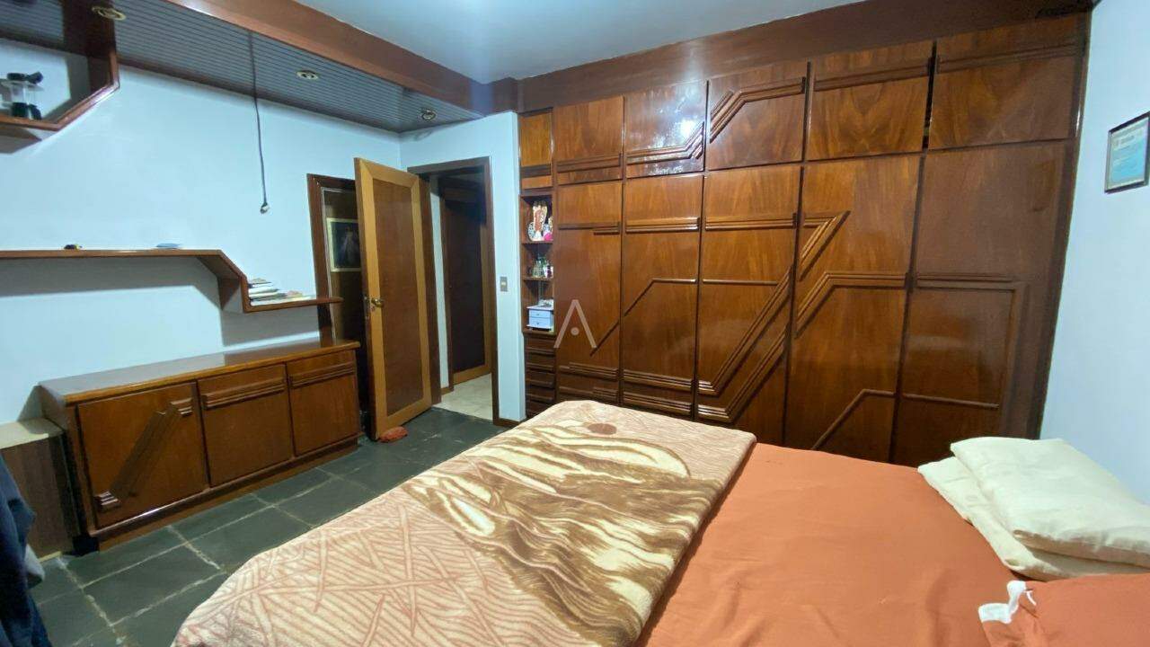 Casa Comercial para para aluguel no Bairro CENTRO em CASCAVEL: