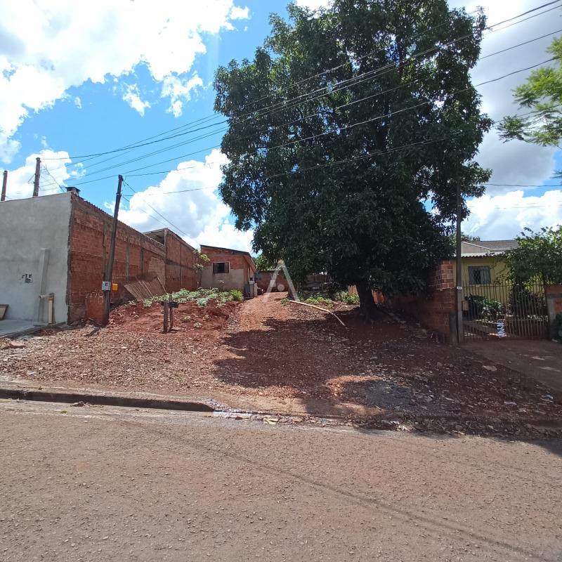 Terreno para à venda no Bairro 14 DE NOVEMBRO em CASCAVEL: