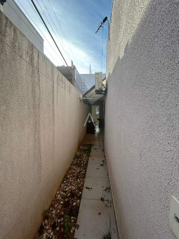 Casa Residencial para para aluguel no Bairro FLORESTA em CASCAVEL: