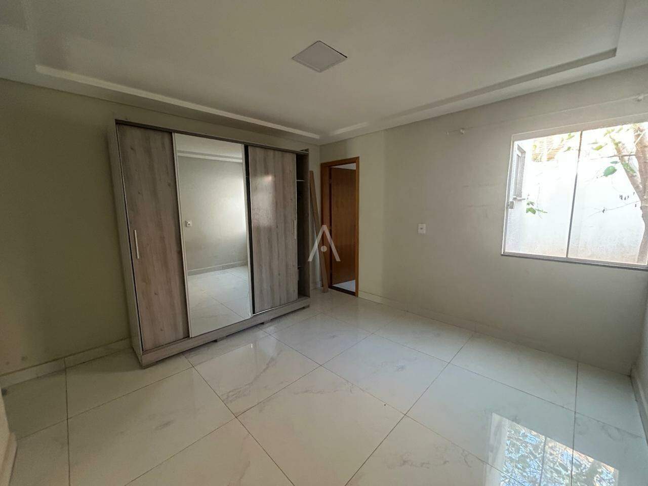Casa Residencial para para aluguel no Bairro FLORESTA em CASCAVEL: