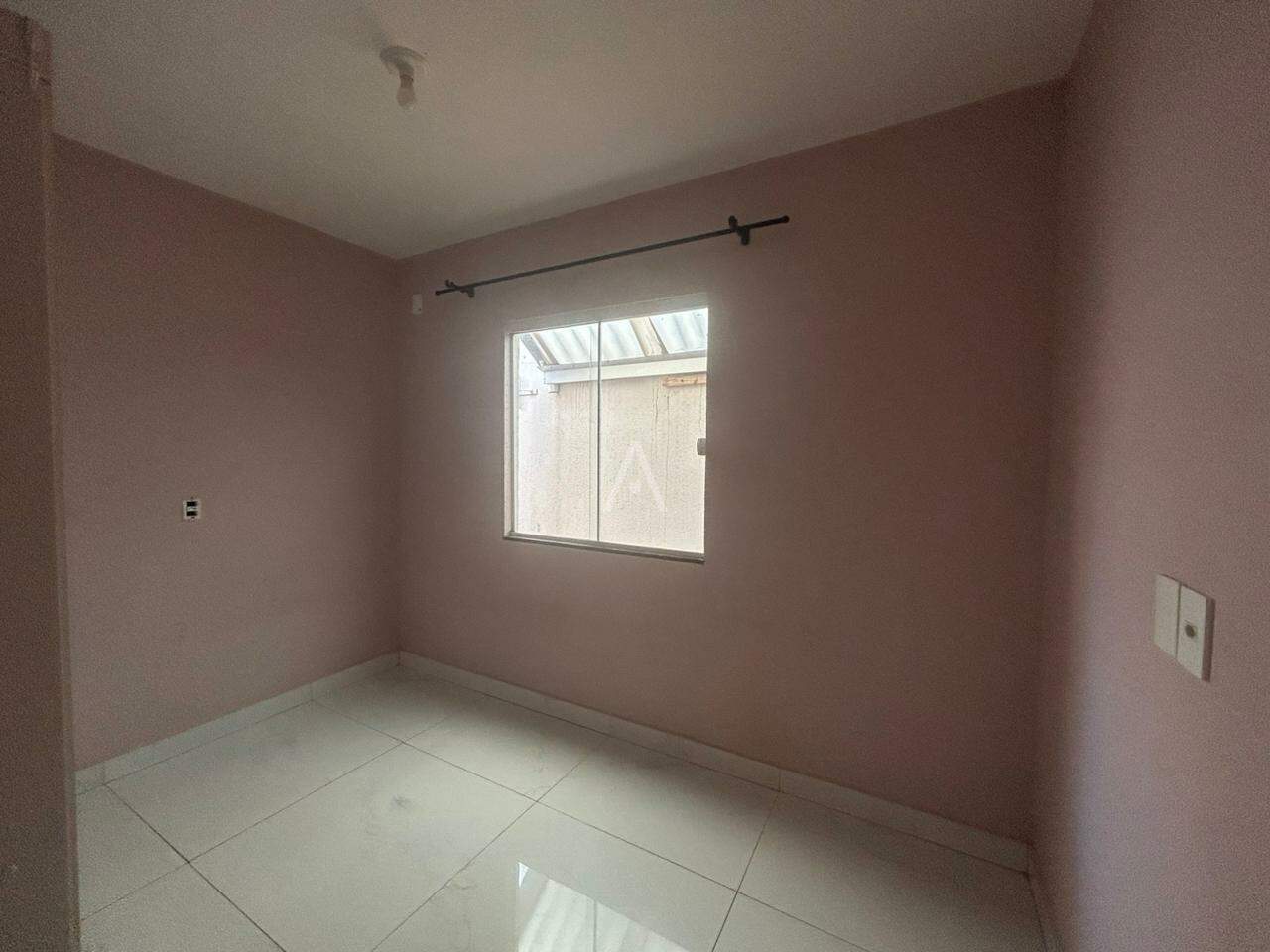 Casa Residencial para para aluguel no Bairro FLORESTA em CASCAVEL:
