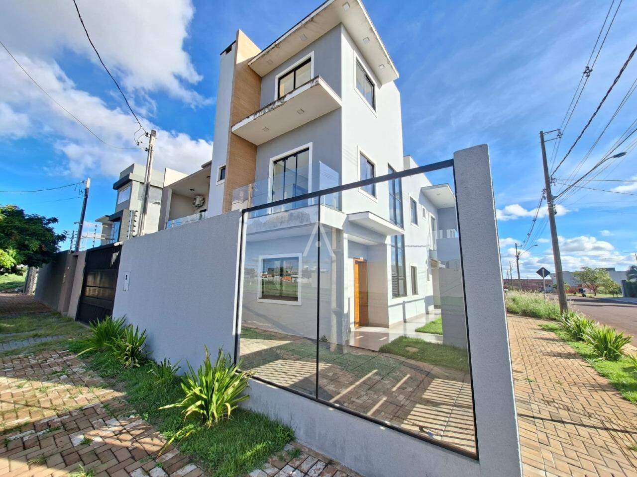Sobrado para para aluguel no Bairro RECANTO TROPICAL em CASCAVEL: 