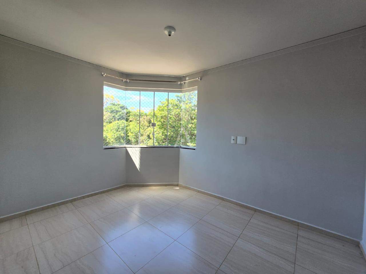 Apartamento para para aluguel no Bairro CENTRO em TOLEDO: 