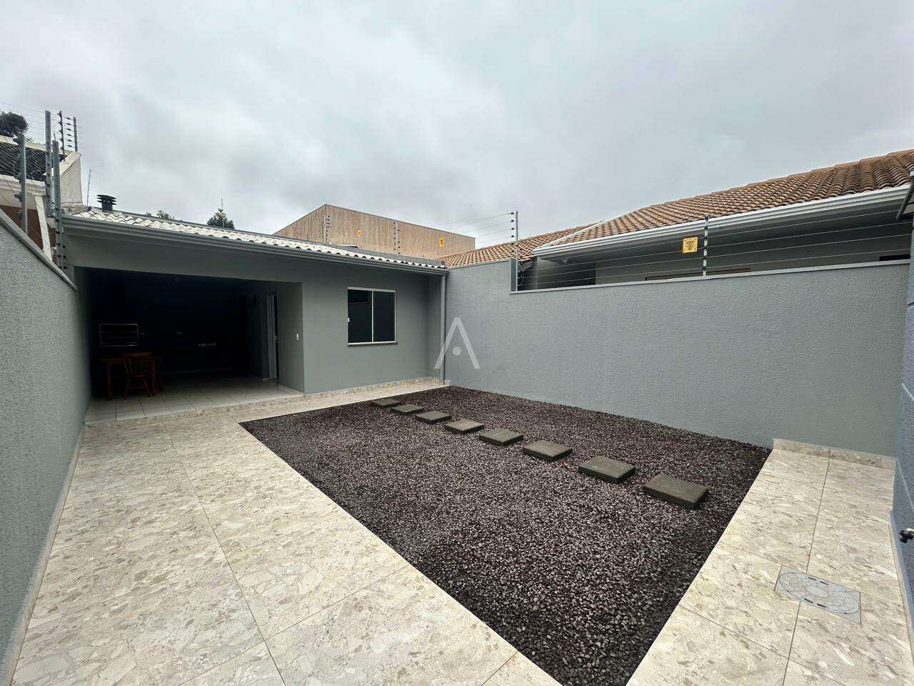 Sobrado para para aluguel no Bairro NOVA YORK em CASCAVEL: