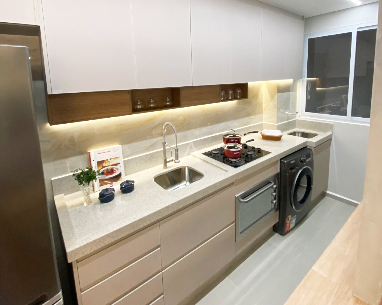 Apartamento para à venda no Bairro VILA INDUSTRIAL em TOLEDO: