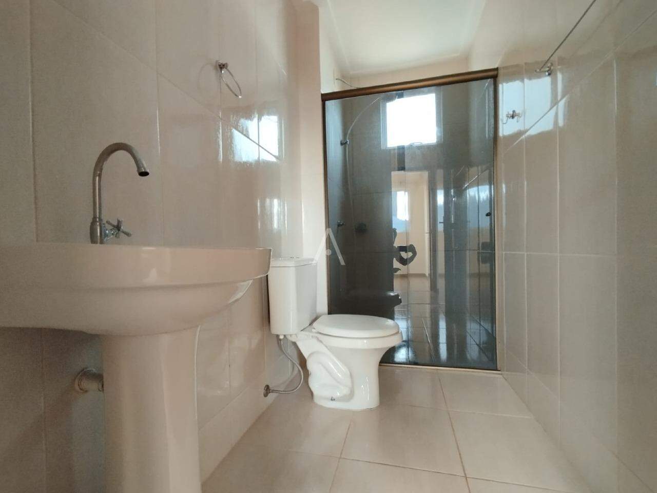 Apartamento para para aluguel no Bairro Pioneiros Catarinenses em CASCAVEL: 