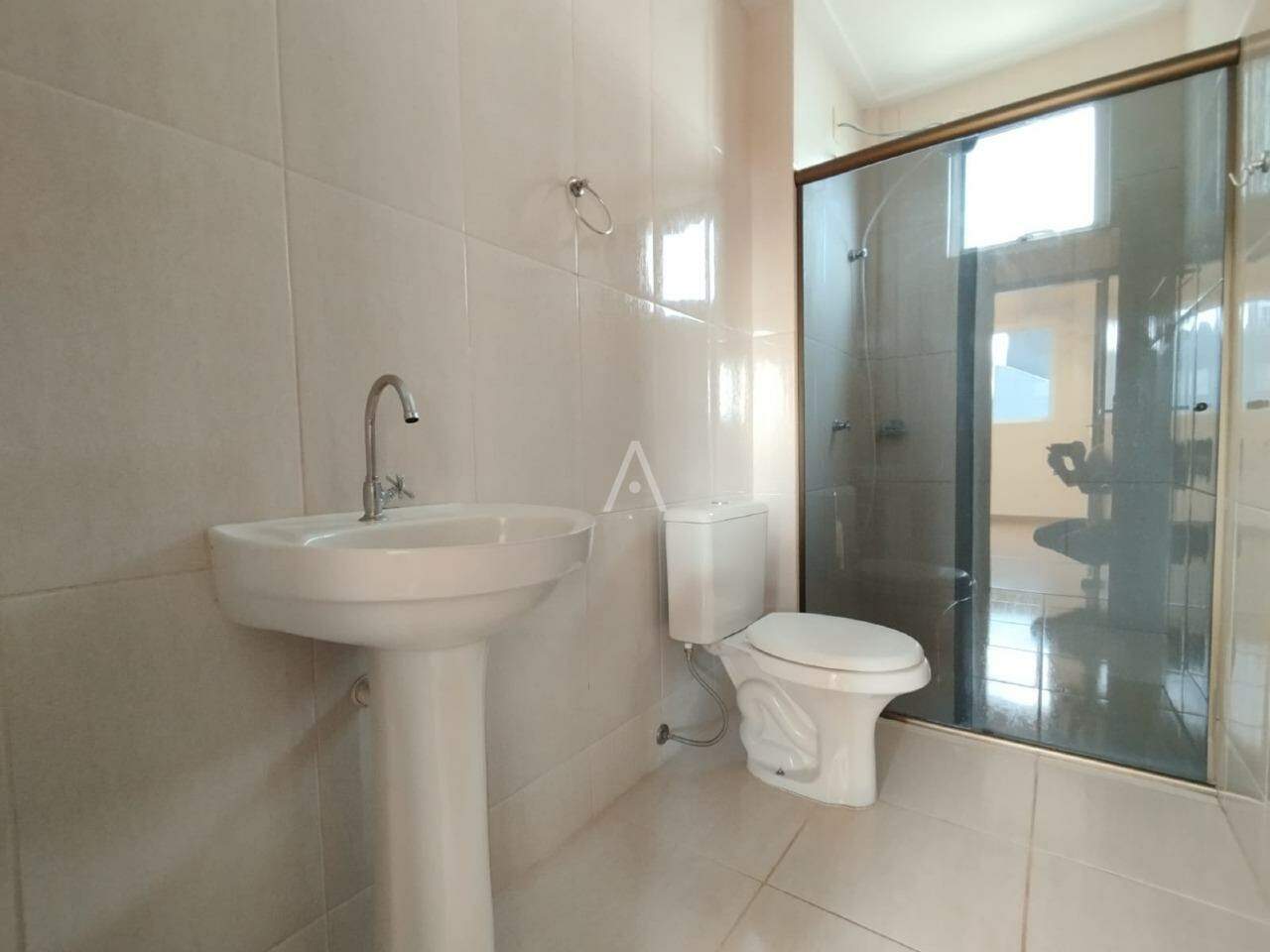 Apartamento para para aluguel no Bairro Pioneiros Catarinenses em CASCAVEL: 