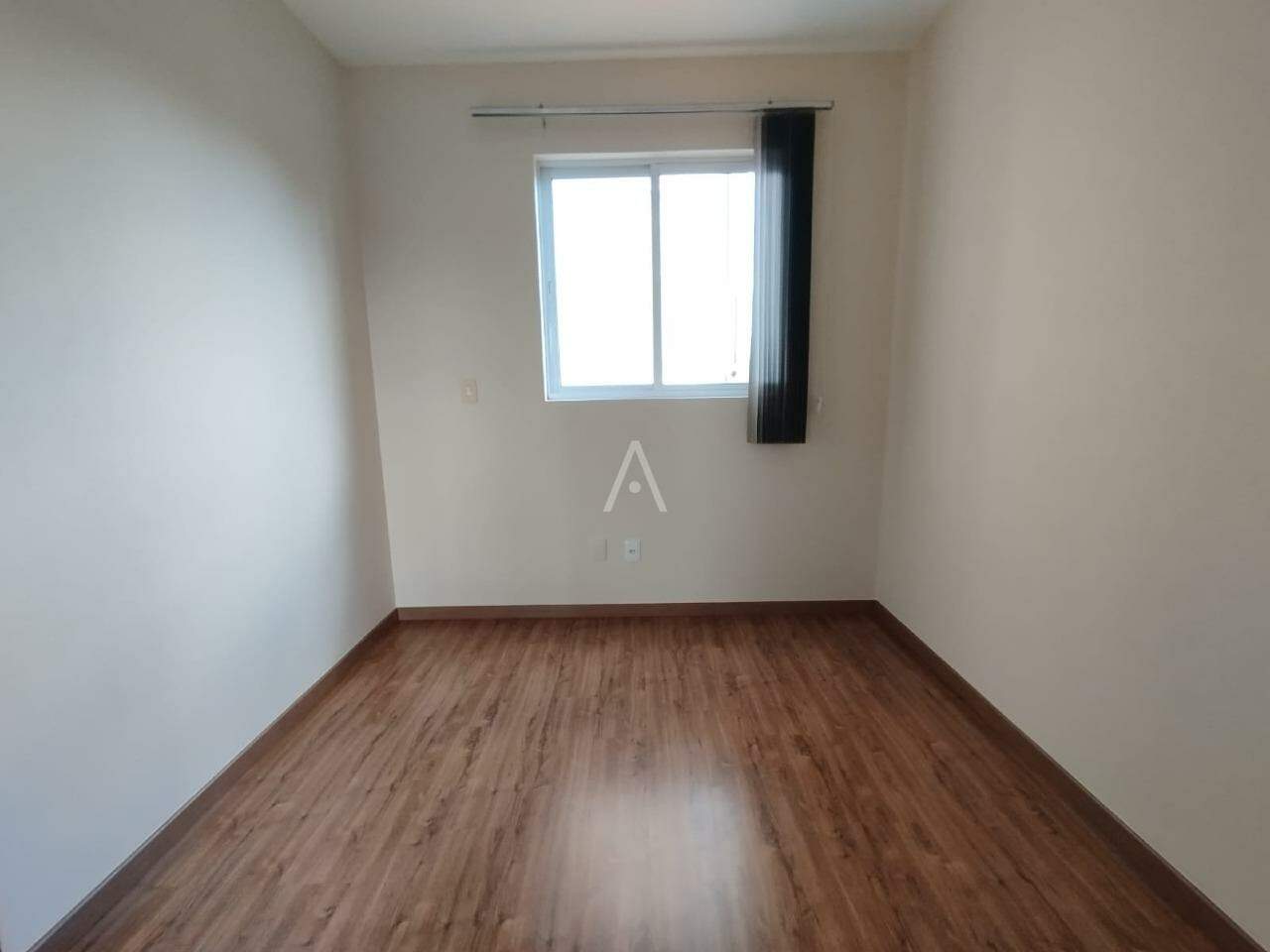 Apartamento para para aluguel no Bairro Pioneiros Catarinenses em CASCAVEL: 