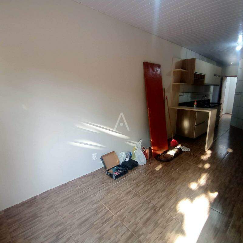 Casa Residencial para para aluguel no Bairro VILA BECKER em TOLEDO: 