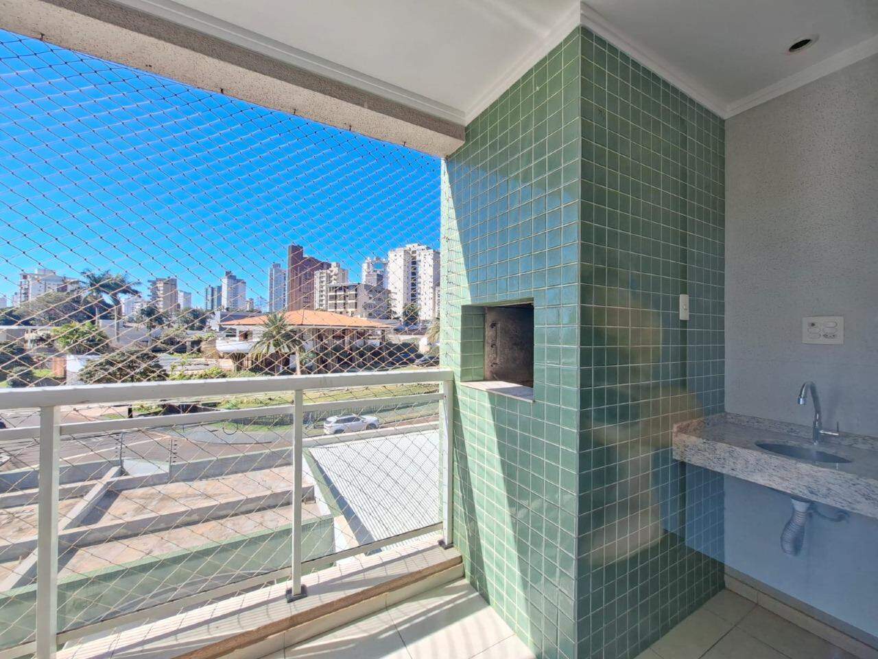 Apartamento para para aluguel no Bairro CENTRO em CASCAVEL: 