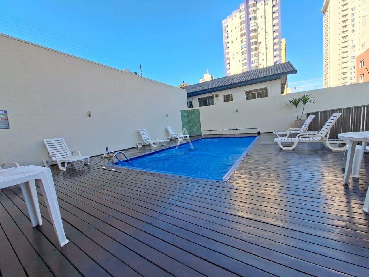 Apartamento para para aluguel no Bairro CENTRO em CASCAVEL: 