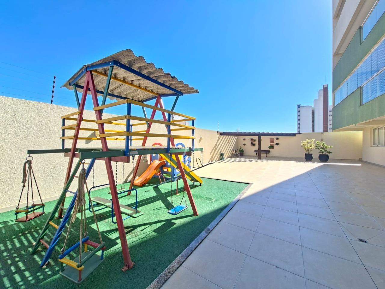 Apartamento para para aluguel no Bairro CENTRO em CASCAVEL: 