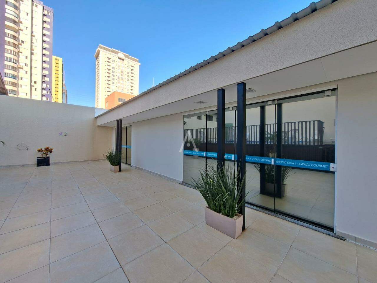 Apartamento para para aluguel no Bairro CENTRO em CASCAVEL: 