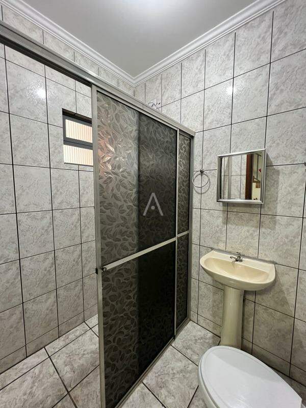 Sobrado para para aluguel no Bairro ALTO ALEGRE em CASCAVEL: 