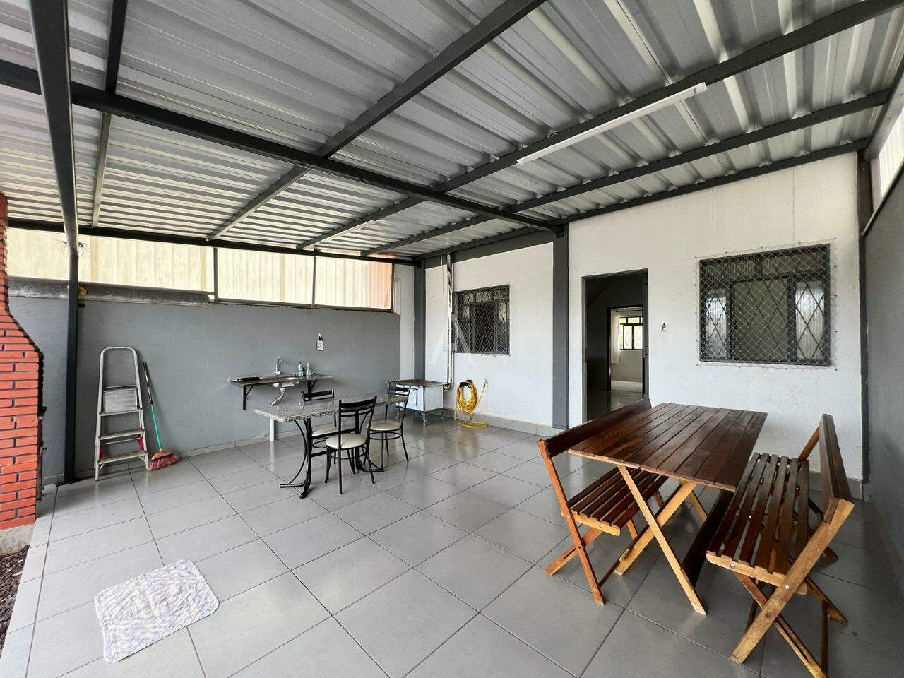 Sobrado para para aluguel no Bairro ALTO ALEGRE em CASCAVEL: 