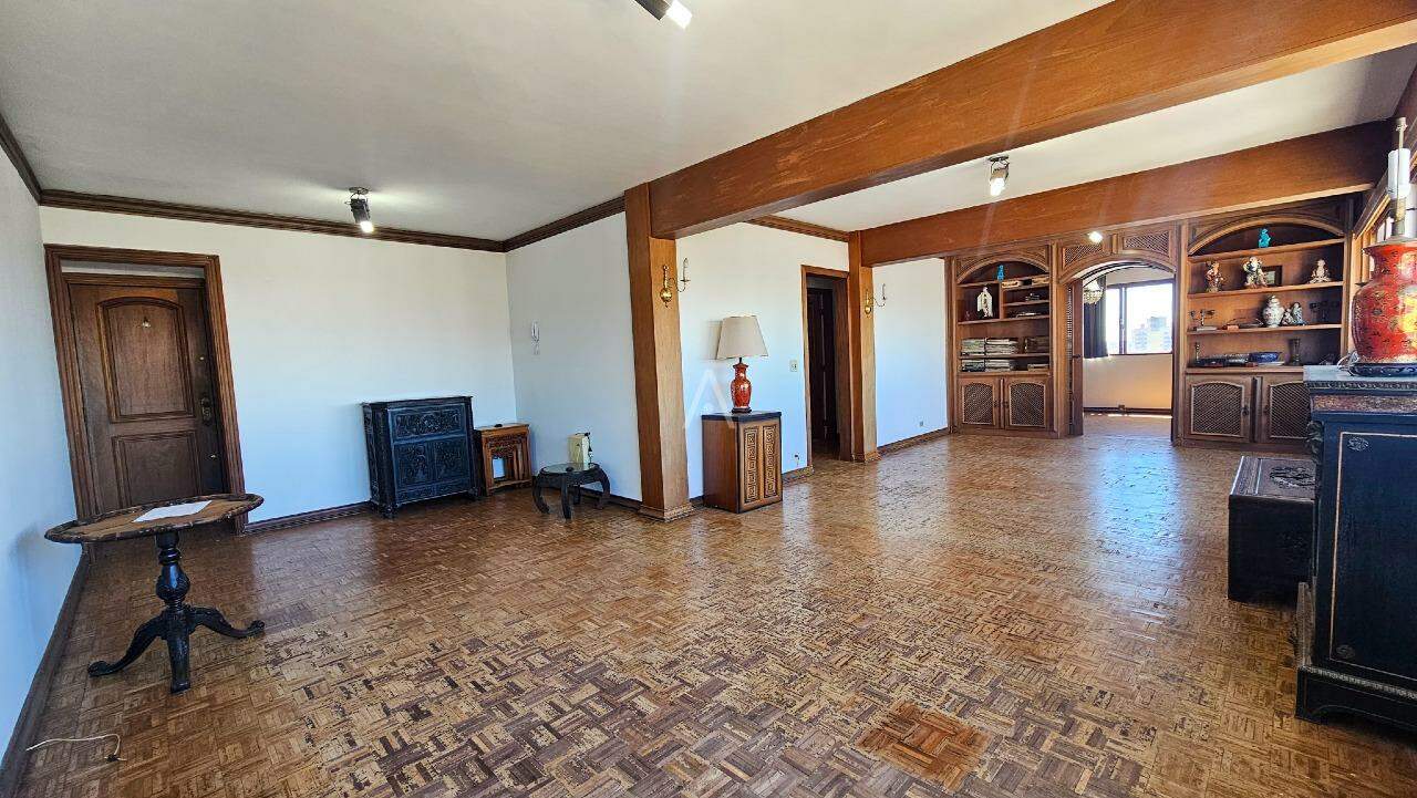 Apartamento para à venda no Bairro CENTRO em CASCAVEL: 