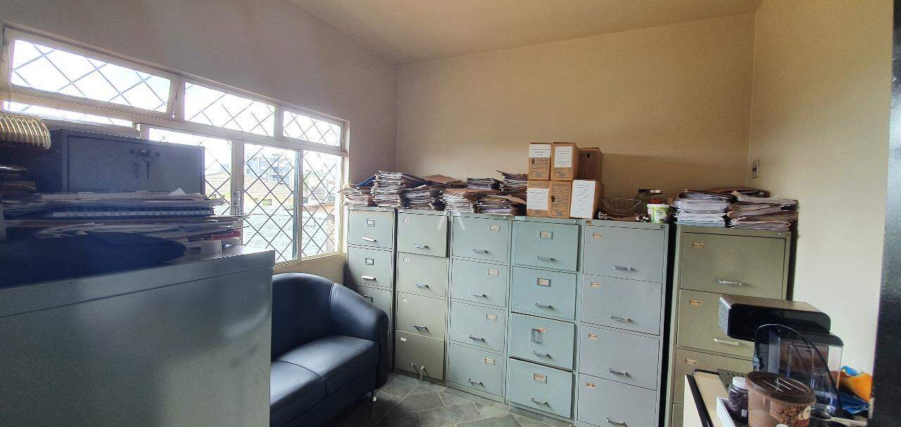 Casa Comercial para para aluguel no Bairro CENTRO em CASCAVEL: 