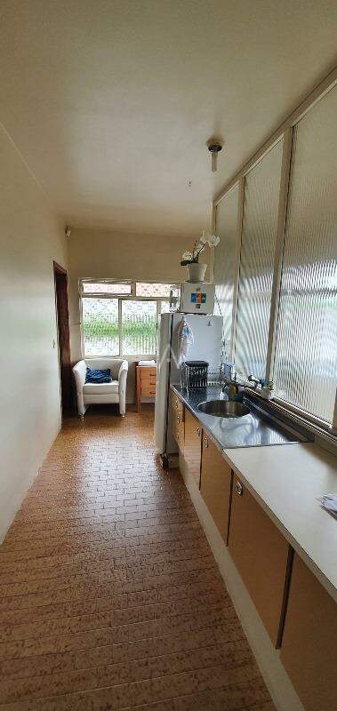 Casa Comercial para para aluguel no Bairro CENTRO em CASCAVEL: 